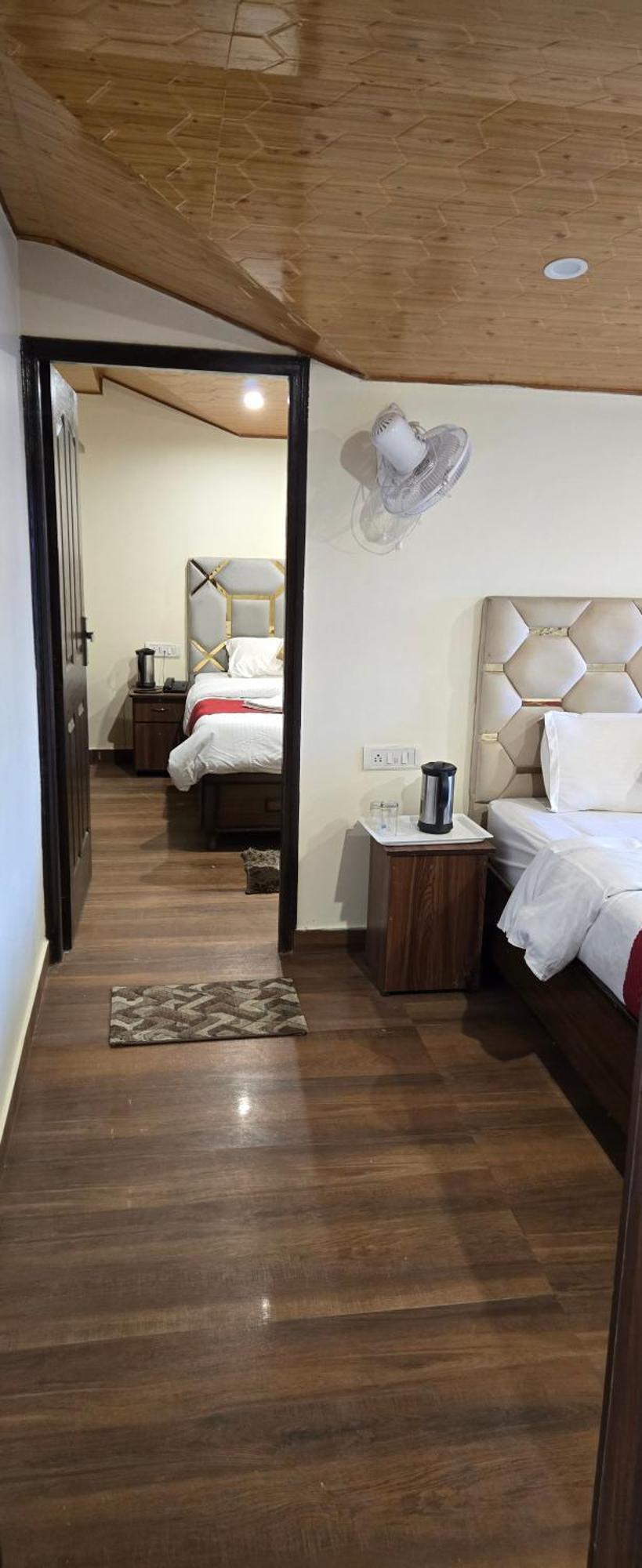 Ambrosia Grand Bed & Breakfast Shimla Bagian luar foto