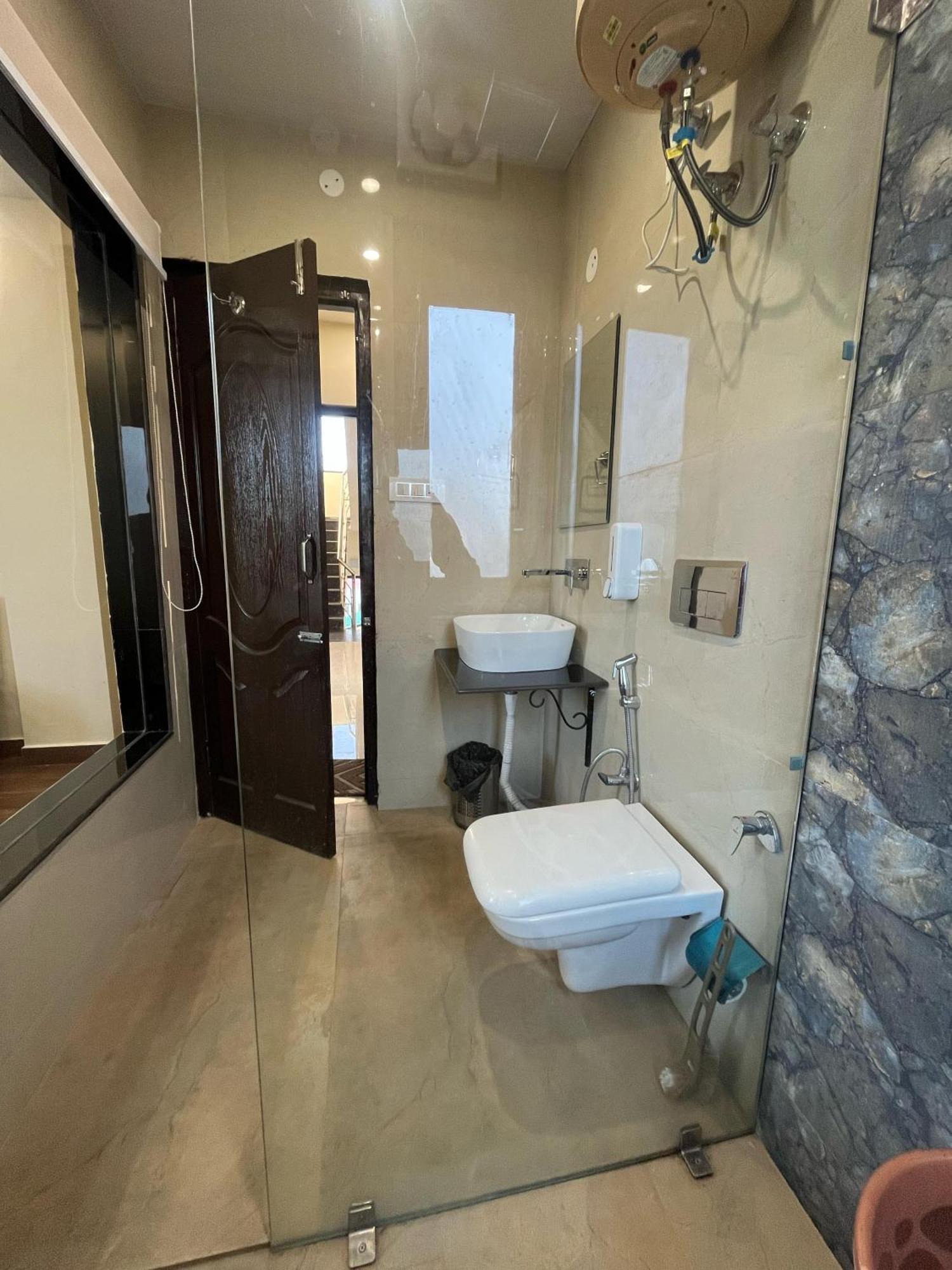 Ambrosia Grand Bed & Breakfast Shimla Bagian luar foto